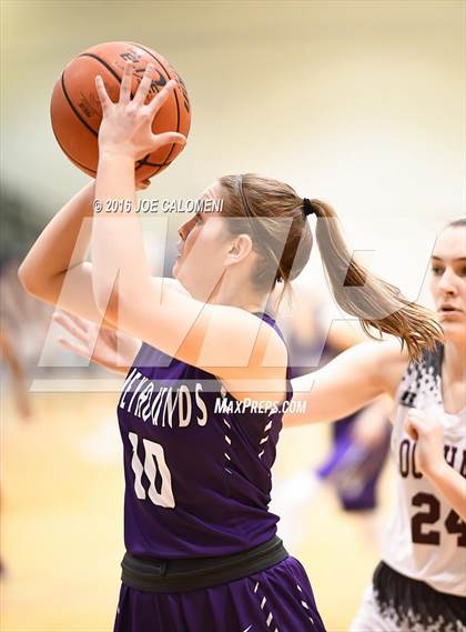Thumbnail 2 in Lockhart vs Boerne (Boerne ISD Tournament) photogallery.
