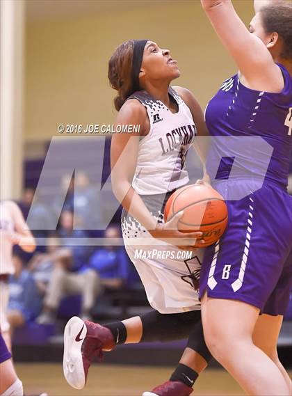 Thumbnail 3 in Lockhart vs Boerne (Boerne ISD Tournament) photogallery.