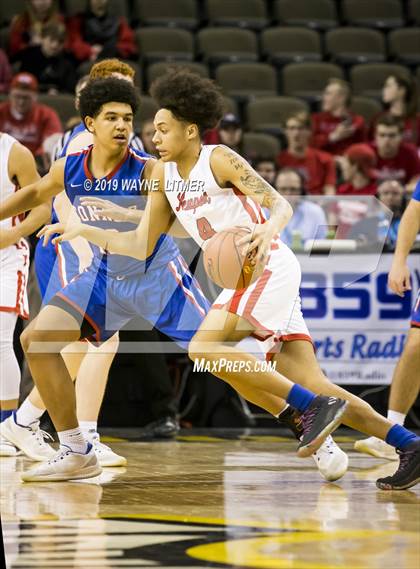 Thumbnail 3 in Conner vs Newport (KHSAA Ninth Region) photogallery.