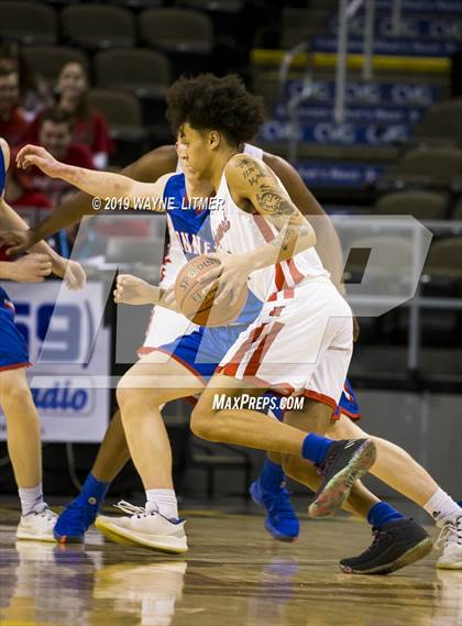 Thumbnail 1 in Conner vs Newport (KHSAA Ninth Region) photogallery.