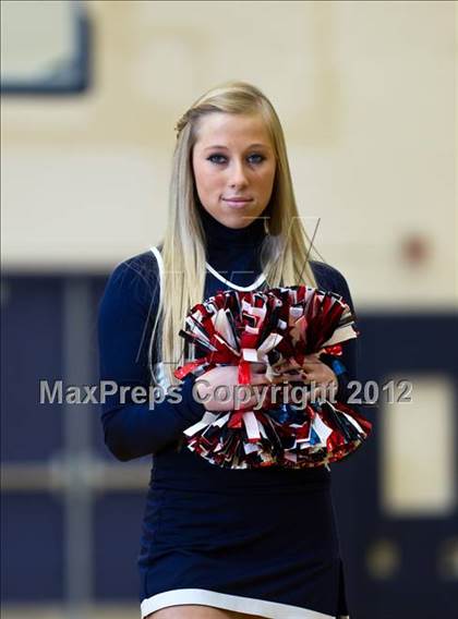 Thumbnail 3 in Lake Oswego vs. West Linn  photogallery.