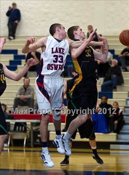 Thumbnail 2 in Lake Oswego vs. West Linn  photogallery.