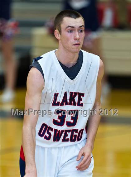 Thumbnail 1 in Lake Oswego vs. West Linn  photogallery.