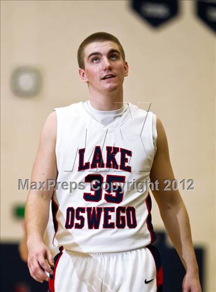 Thumbnail 1 in Lake Oswego vs. West Linn  photogallery.
