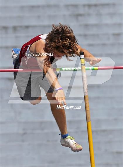 Thumbnail 1 in CIF NCS Masters Track and Field (Pole Vault) photogallery.