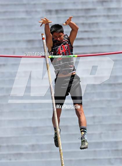 Thumbnail 3 in CIF NCS Masters Track and Field (Pole Vault) photogallery.