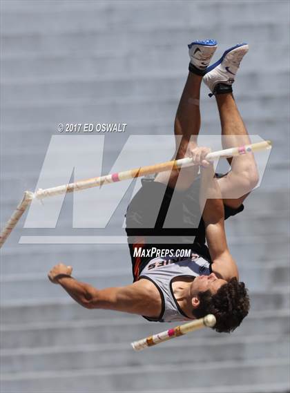 Thumbnail 3 in CIF NCS Masters Track and Field (Pole Vault) photogallery.