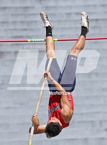 Thumbnail 2 in CIF NCS Masters Track and Field (Pole Vault) photogallery.