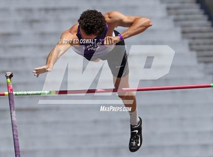 Thumbnail 2 in CIF NCS Masters Track and Field (Pole Vault) photogallery.