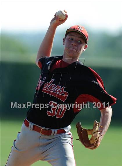 Thumbnail 2 in South Point vs. Marvin Ridge (NCHSAA 3A West Regional - Game 2) photogallery.