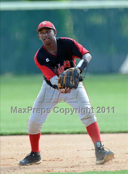 Thumbnail 2 in South Point vs. Marvin Ridge (NCHSAA 3A West Regional - Game 2) photogallery.