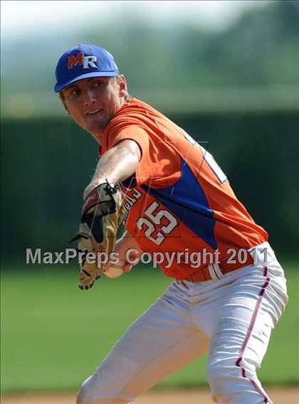 Thumbnail 2 in South Point vs. Marvin Ridge (NCHSAA 3A West Regional - Game 2) photogallery.