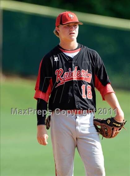 Thumbnail 1 in South Point vs. Marvin Ridge (NCHSAA 3A West Regional - Game 2) photogallery.