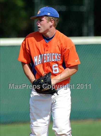 Thumbnail 2 in South Point vs. Marvin Ridge (NCHSAA 3A West Regional - Game 2) photogallery.
