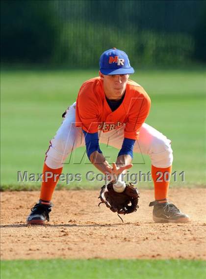 Thumbnail 2 in South Point vs. Marvin Ridge (NCHSAA 3A West Regional - Game 2) photogallery.