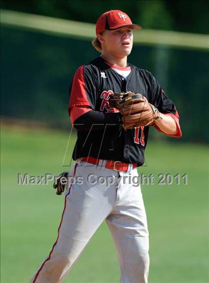Thumbnail 3 in South Point vs. Marvin Ridge (NCHSAA 3A West Regional - Game 2) photogallery.