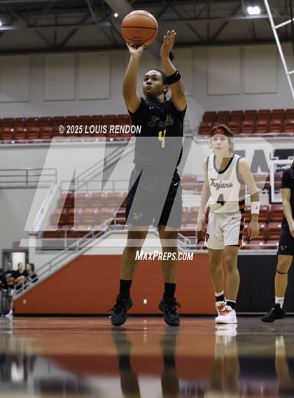 Thumbnail 3 in Stephenville @ West photogallery.