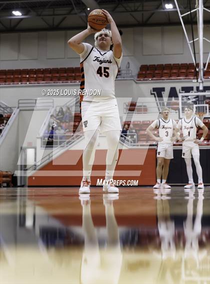 Thumbnail 2 in Stephenville @ West photogallery.