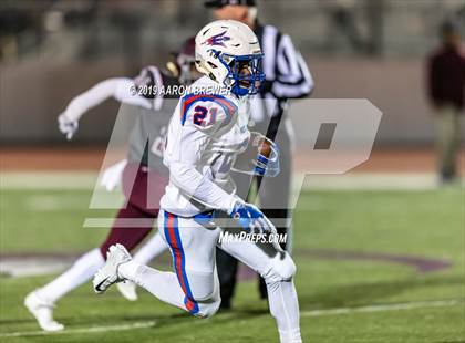 Thumbnail 3 in West Memphis vs. Benton (AAA 6A Semifinal) photogallery.