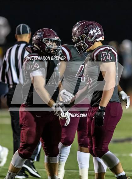 Thumbnail 2 in West Memphis vs. Benton (AAA 6A Semifinal) photogallery.