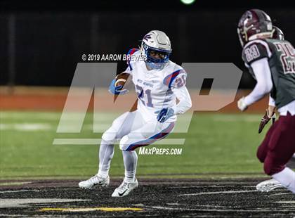 Thumbnail 1 in West Memphis vs. Benton (AAA 6A Semifinal) photogallery.