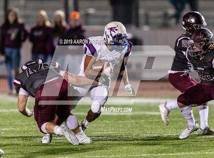 Thumbnail 2 in West Memphis vs. Benton (AAA 6A Semifinal) photogallery.