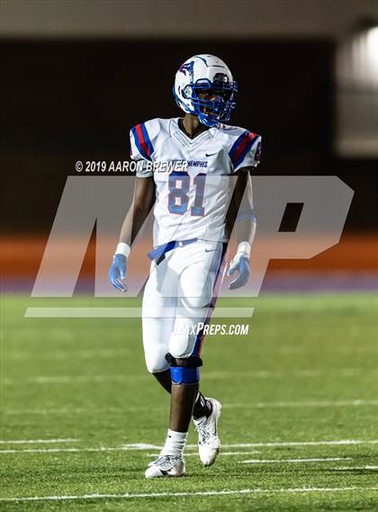 Thumbnail 1 in West Memphis vs. Benton (AAA 6A Semifinal) photogallery.