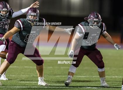 Thumbnail 2 in West Memphis vs. Benton (AAA 6A Semifinal) photogallery.