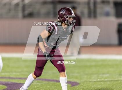 Thumbnail 1 in West Memphis vs. Benton (AAA 6A Semifinal) photogallery.