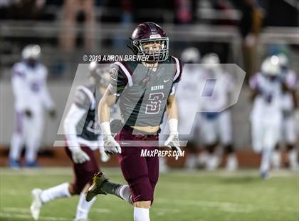 Thumbnail 1 in West Memphis vs. Benton (AAA 6A Semifinal) photogallery.