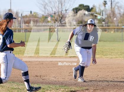 Thumbnail 1 in Rosemont @ Monterey Trail photogallery.