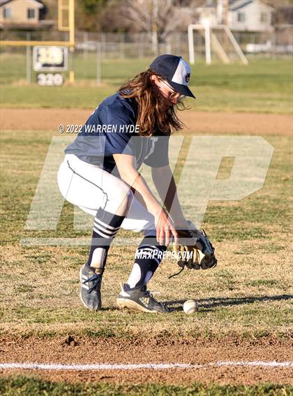 Thumbnail 3 in Rosemont @ Monterey Trail photogallery.
