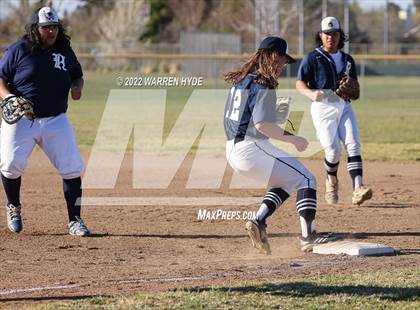 Thumbnail 2 in Rosemont @ Monterey Trail photogallery.