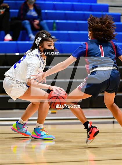 Thumbnail 3 in Perry @ Chandler photogallery.