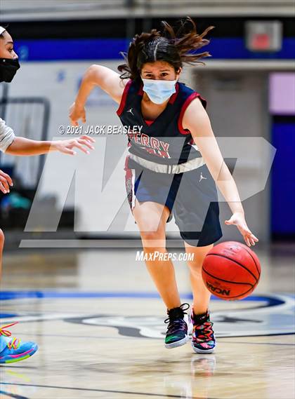 Thumbnail 3 in Perry @ Chandler photogallery.
