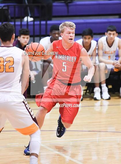 Thumbnail 1 in Harlandale vs Wimberley (Boerne ISD Tournament) photogallery.