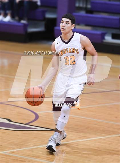 Thumbnail 2 in Harlandale vs Wimberley (Boerne ISD Tournament) photogallery.