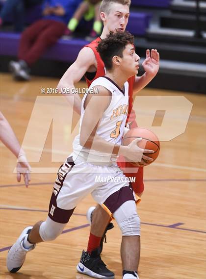 Thumbnail 3 in Harlandale vs Wimberley (Boerne ISD Tournament) photogallery.