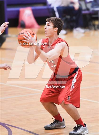 Thumbnail 2 in Harlandale vs Wimberley (Boerne ISD Tournament) photogallery.
