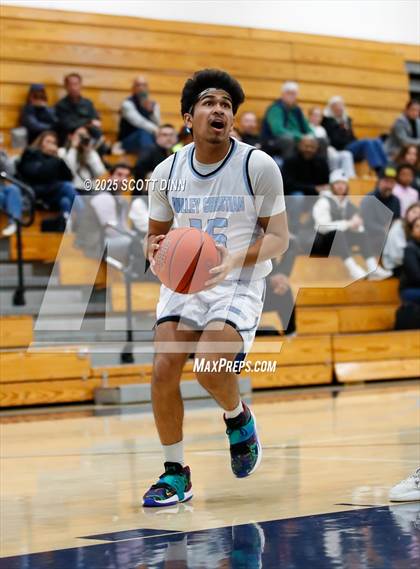 Thumbnail 2 in Archbishop Mitty @ Valley Christian photogallery.