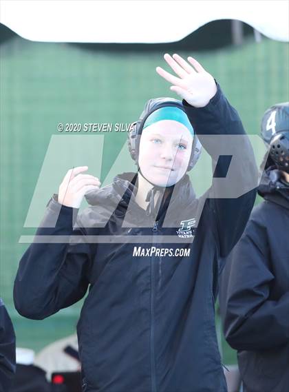 Thumbnail 3 in Poway vs. Westview (CIF SDS D1 Final) photogallery.