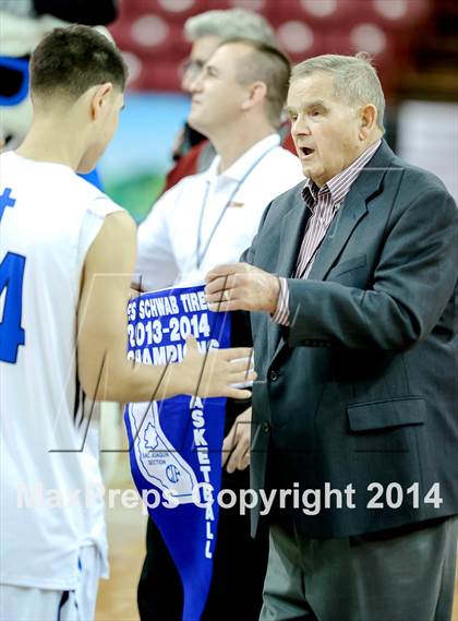 Thumbnail 3 in Capital Christian vs. Central Catholic (CIF SJS D5 Final) photogallery.