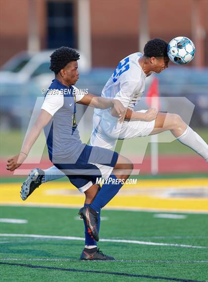 Thumbnail 3 in Chamblee vs. Eagle's Landing (GHSA 5A Round 2) photogallery.