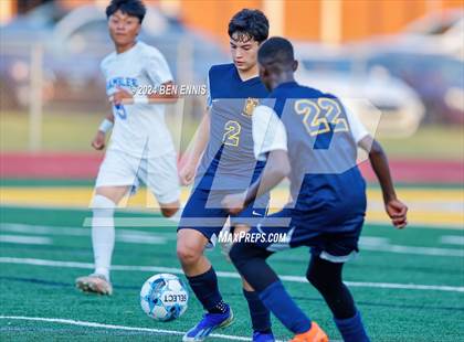 Thumbnail 3 in Chamblee vs. Eagle's Landing (GHSA 5A Round 2) photogallery.