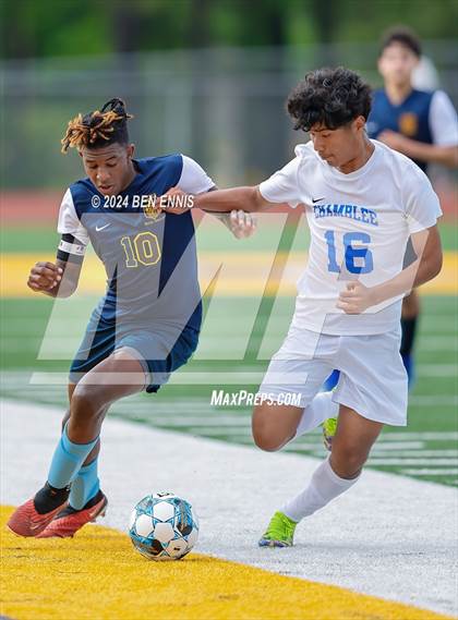 Thumbnail 2 in Chamblee vs. Eagle's Landing (GHSA 5A Round 2) photogallery.