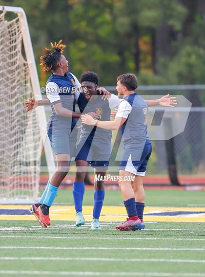 Thumbnail 3 in Chamblee vs. Eagle's Landing (GHSA 5A Round 2) photogallery.