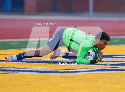 Thumbnail 3 in Chamblee vs. Eagle's Landing (GHSA 5A Round 2) photogallery.