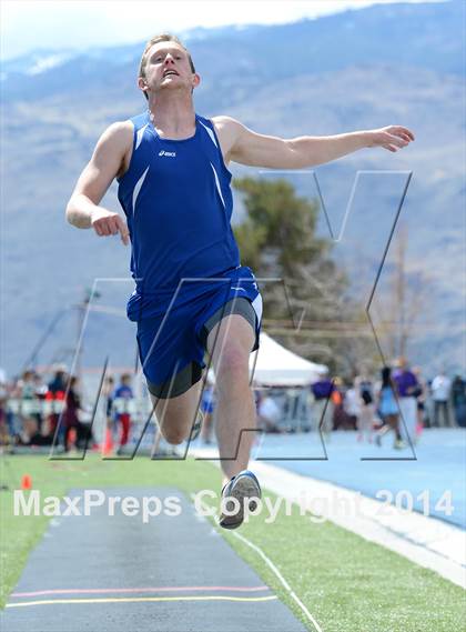 Thumbnail 3 in Northwest Invitational @ McQueen photogallery.