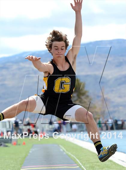 Thumbnail 3 in Northwest Invitational @ McQueen photogallery.