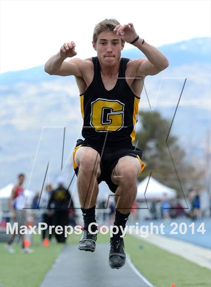 Thumbnail 3 in Northwest Invitational @ McQueen photogallery.